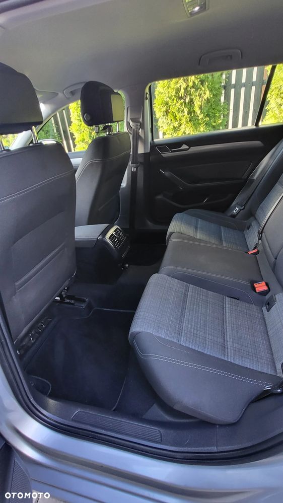 Volkswagen Passat 1.5 TSI EVO Business DSG - 18