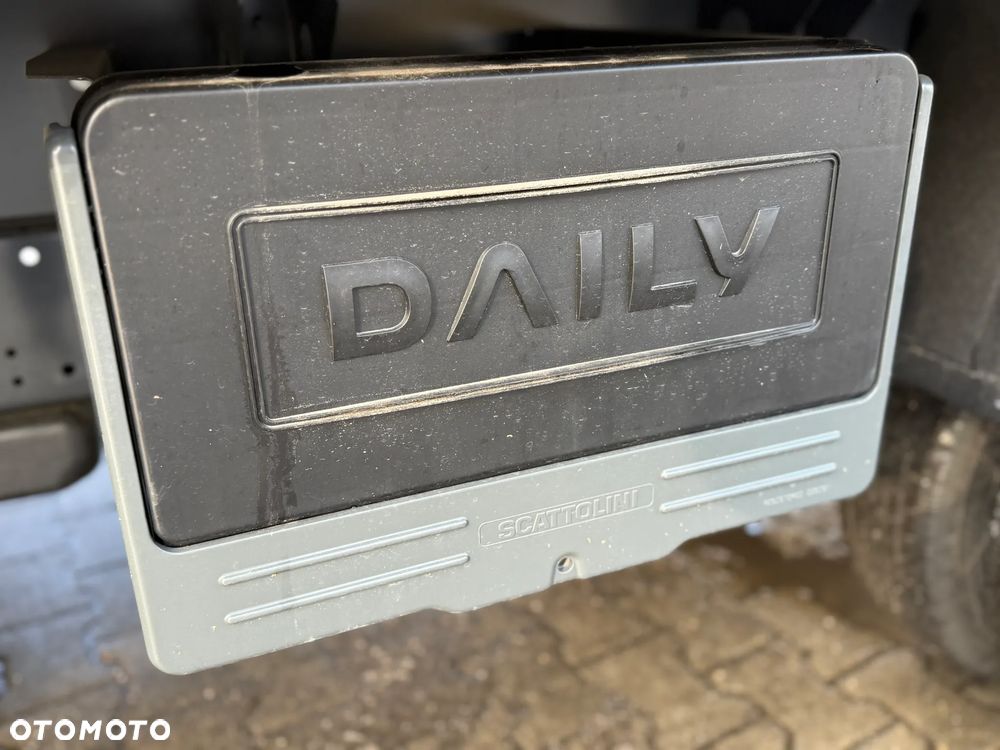 Iveco DAILY - 10