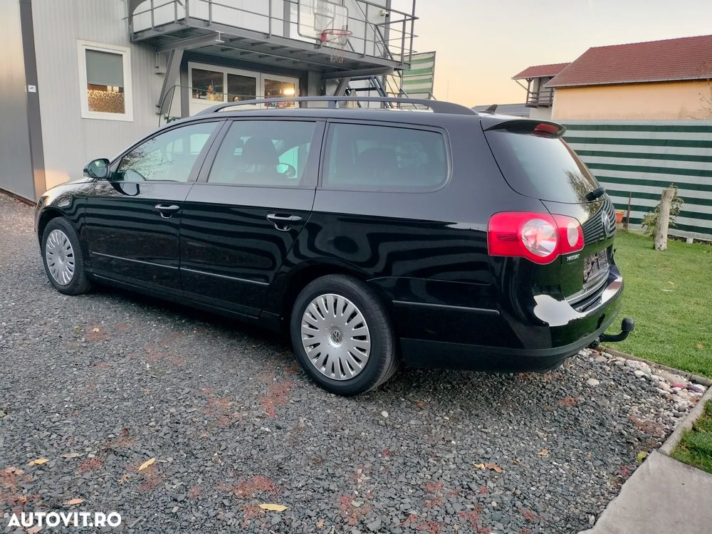 Volkswagen Passat - 4