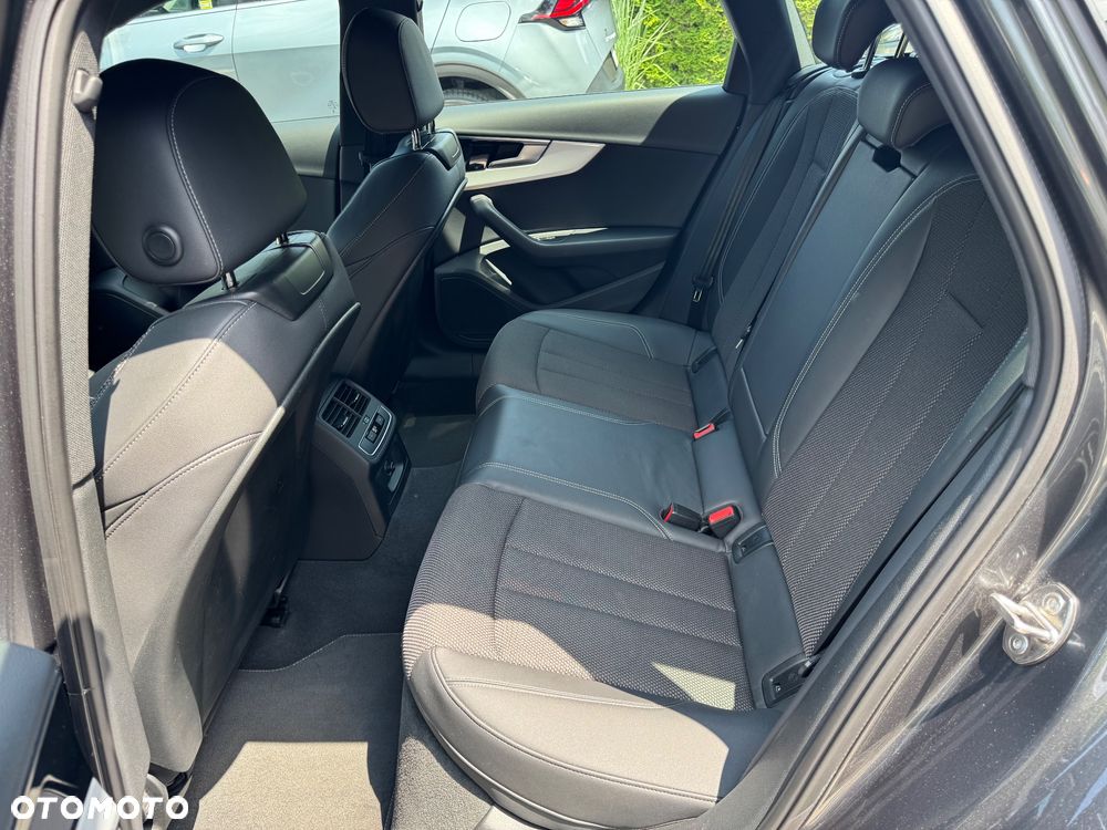 Audi A4 Avant 40 TDI mHEV Quattro S Line S tronic - 17