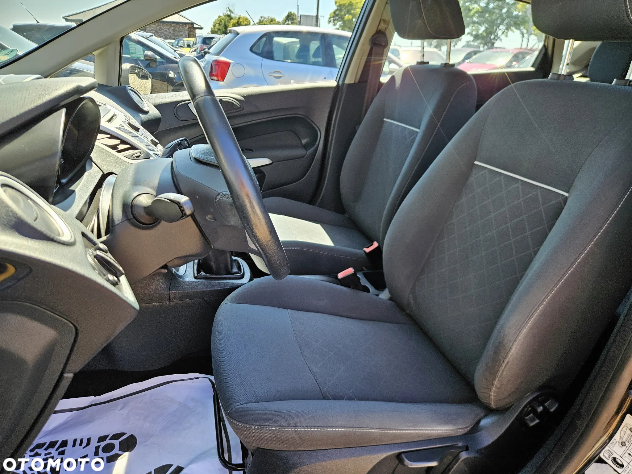 Ford Fiesta 1.25 Champions Edition - 20