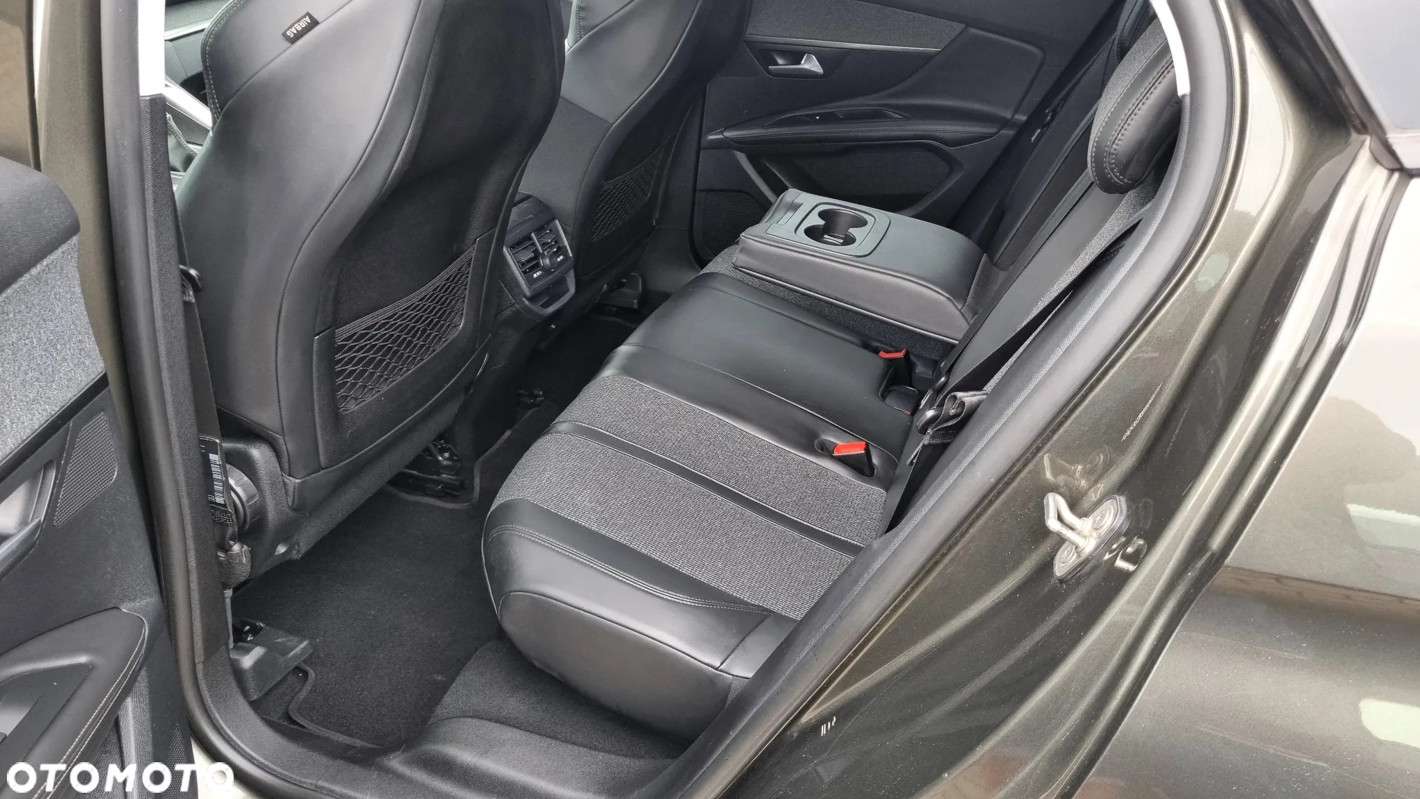 Peugeot 3008 HDi FAP 115 Allure - 16