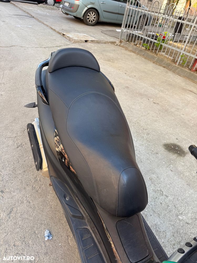 Piaggio MP3 500 - 11