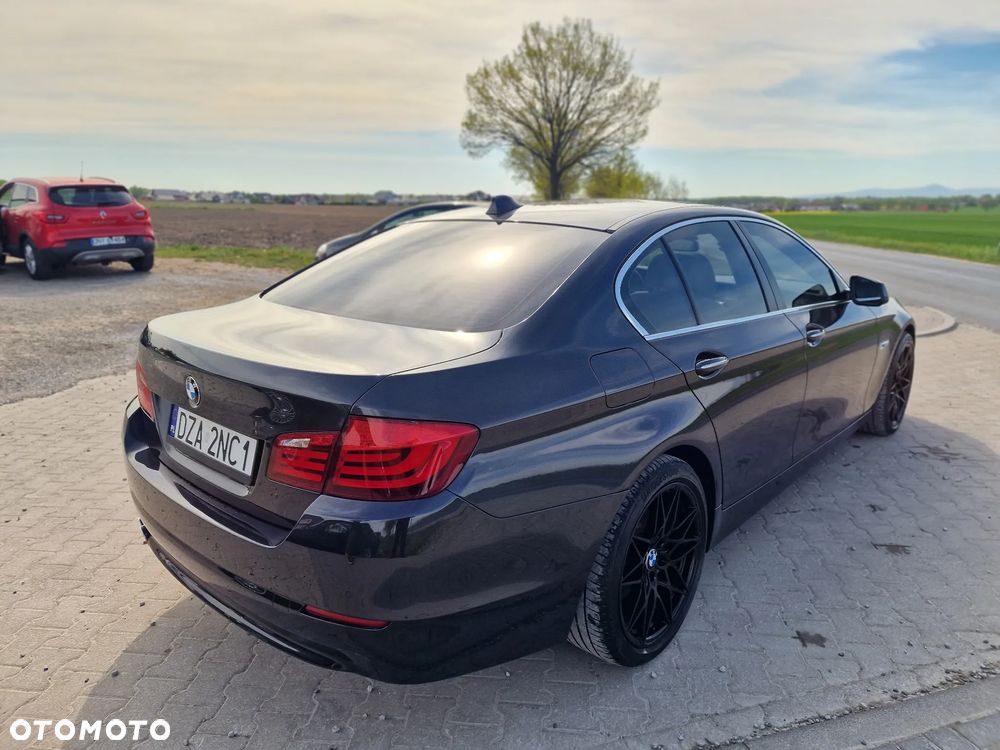 BMW Seria 5 530d Blue Performance Sport-Aut - 11
