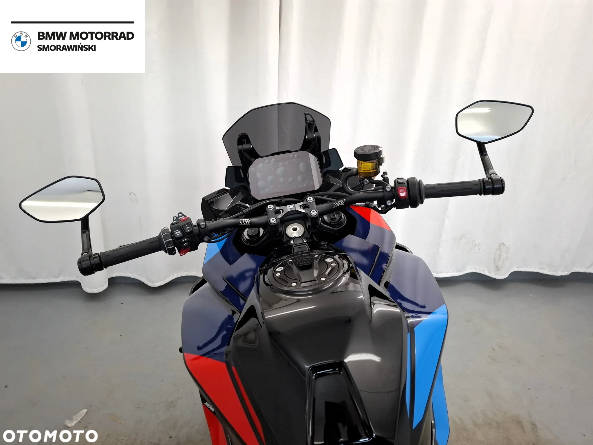 BMW XR - 11