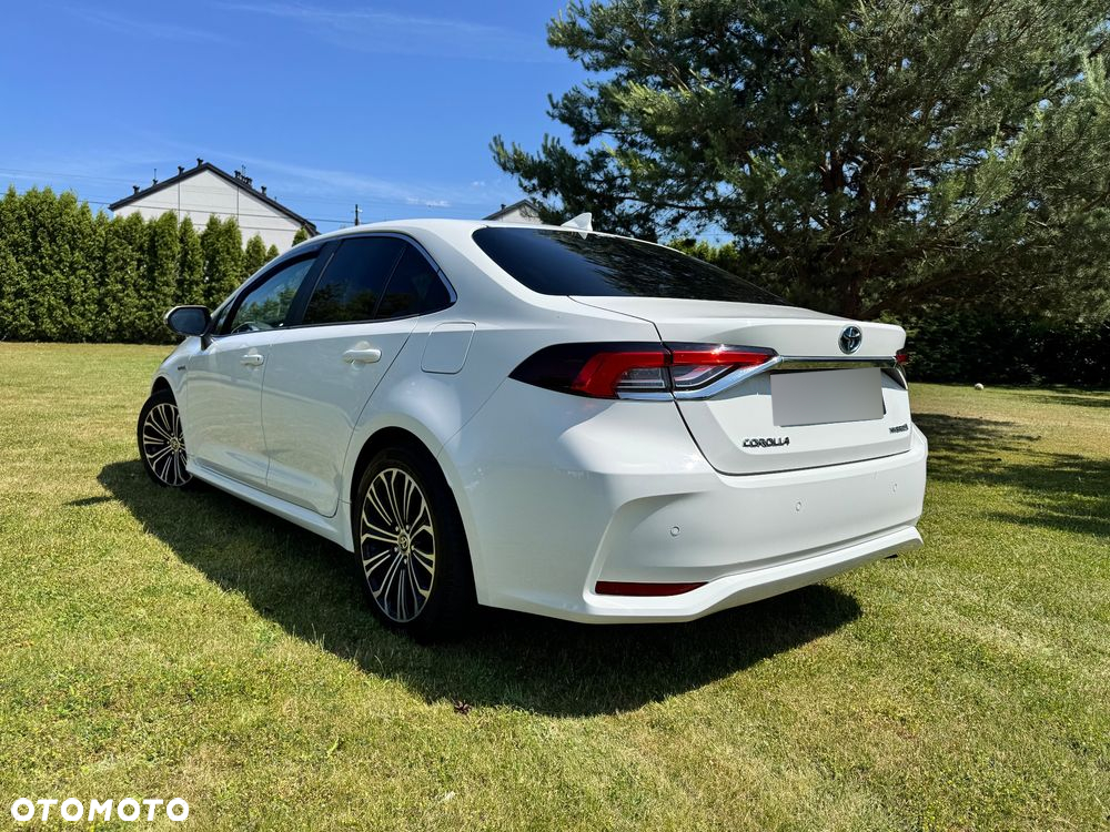 Toyota Corolla - 5