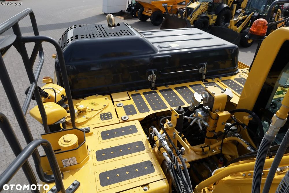 Komatsu PC210LC-11 - 27