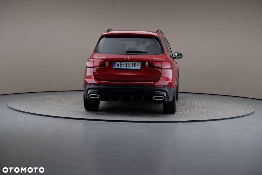 Mercedes-Benz GLB - 5