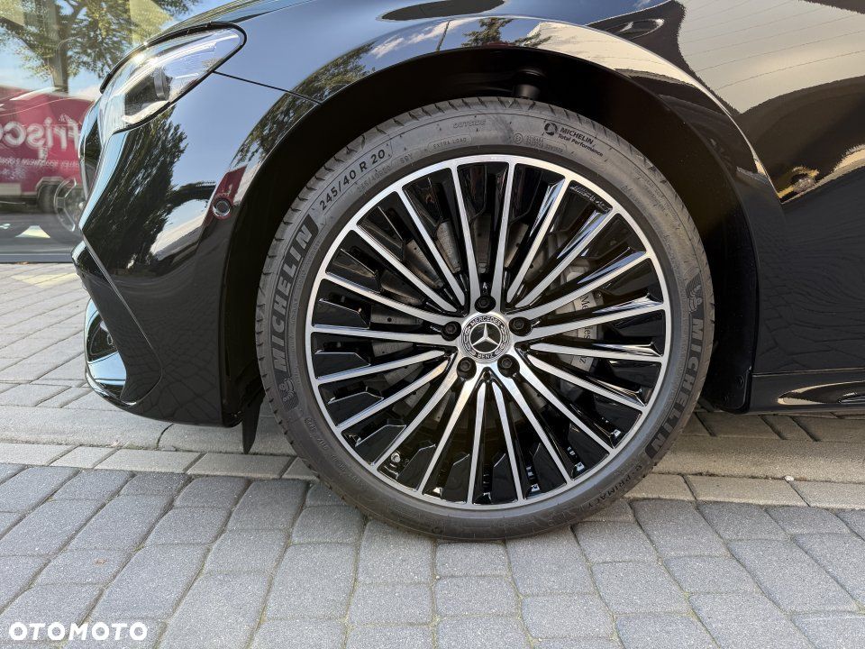 Mercedes-Benz Klasa E - 14