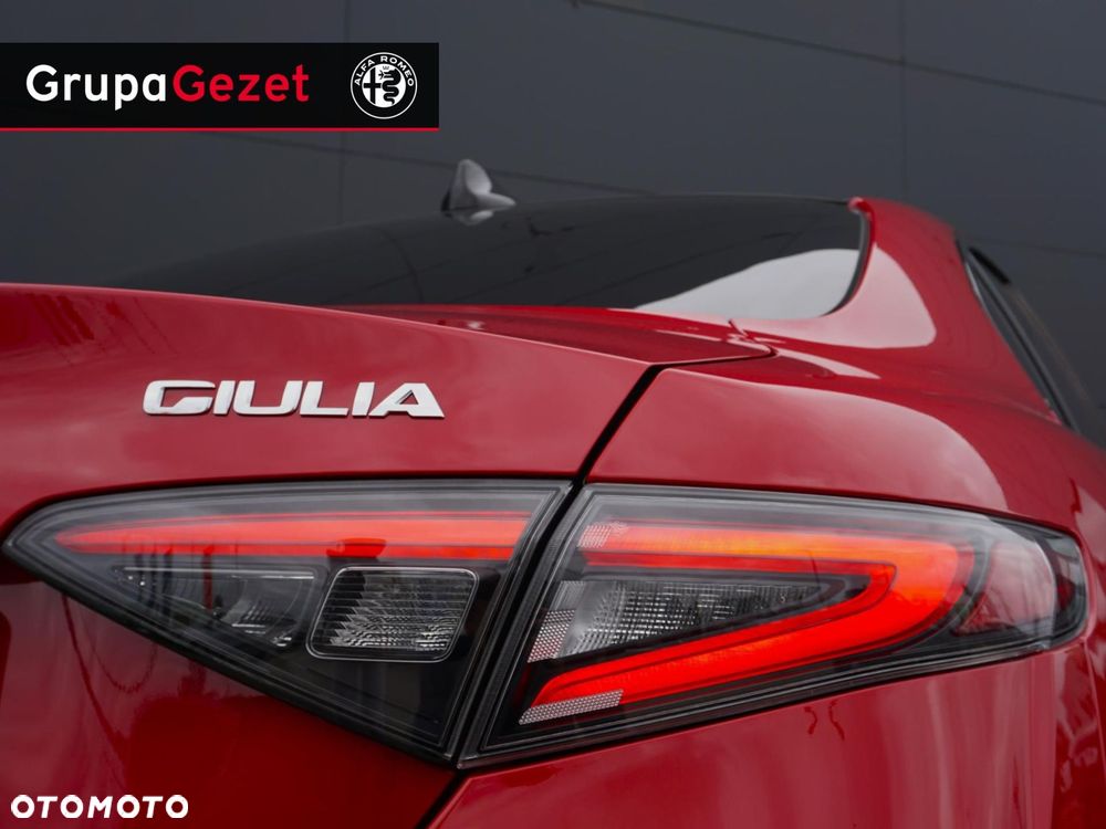 Alfa Romeo Giulia - 13