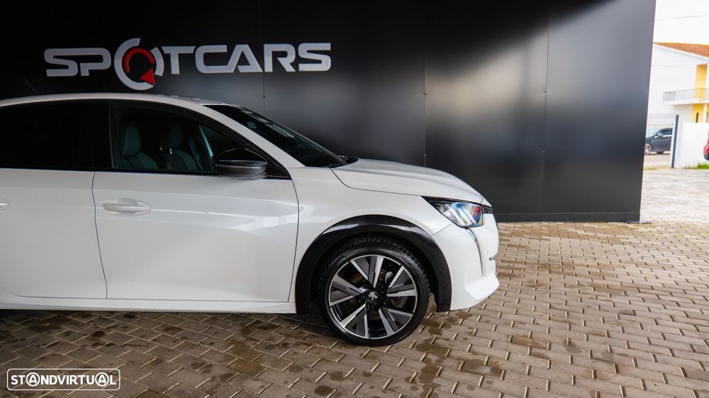 Peugeot 208 1.2 PureTech GT Line - 5