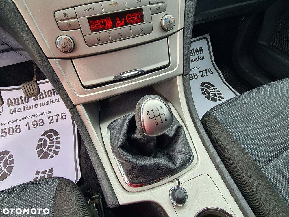 Ford Mondeo 1.8 TDCi Ambiente - 13