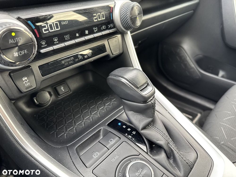 Toyota RAV4 - 25