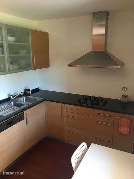 Apartamento T3 - Centro Porto - Pronto a habitar - Grande imagem: 4/11