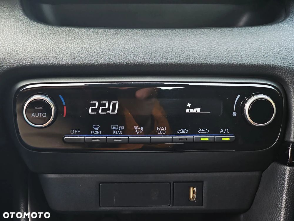 Toyota Yaris Hybrid 1.5 Comfort - 26