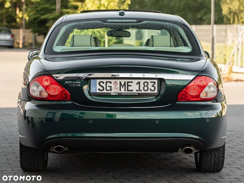 Jaguar X-Type 2.5 Executive - 12