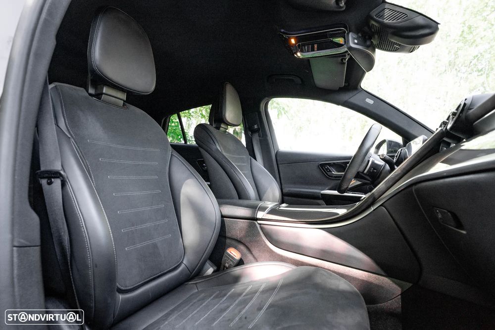 Mercedes-Benz GLC 300 de Coupe 4Matic 9G-TRONIC AMG Line Advanced - 48