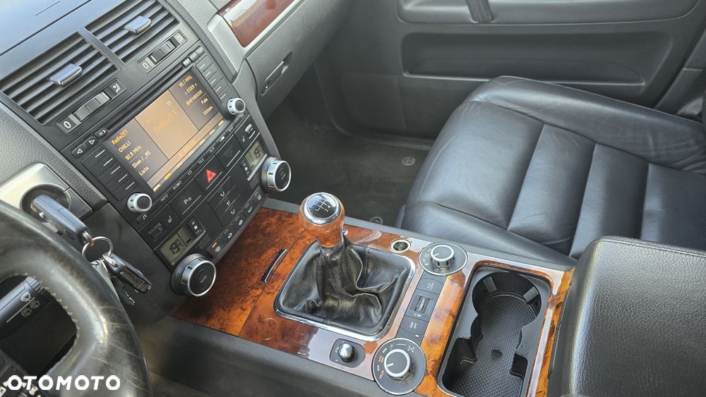 Volkswagen Touareg - 4