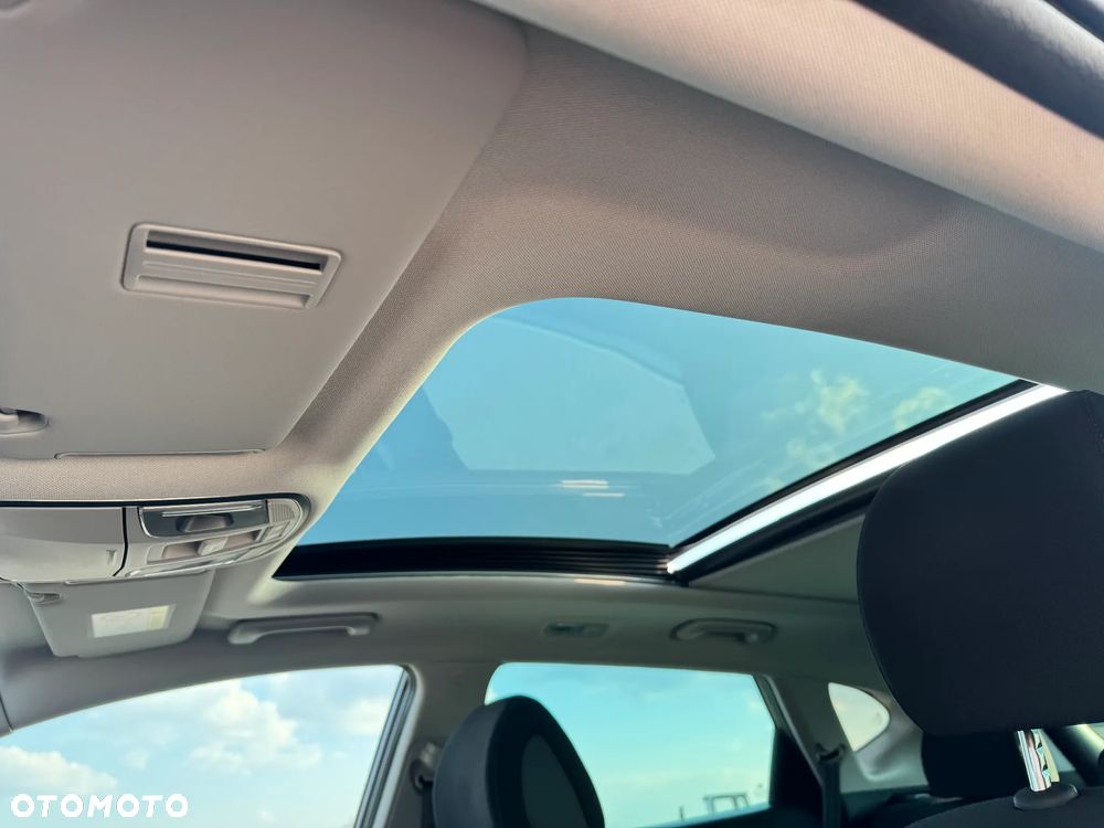 Hyundai Tucson blue 1.7 CRDi 2WD DCT Passion - 16