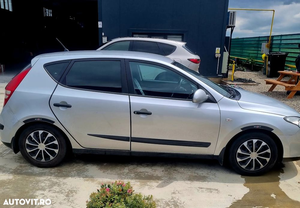 Hyundai i30 1.4 GL Classic - 4