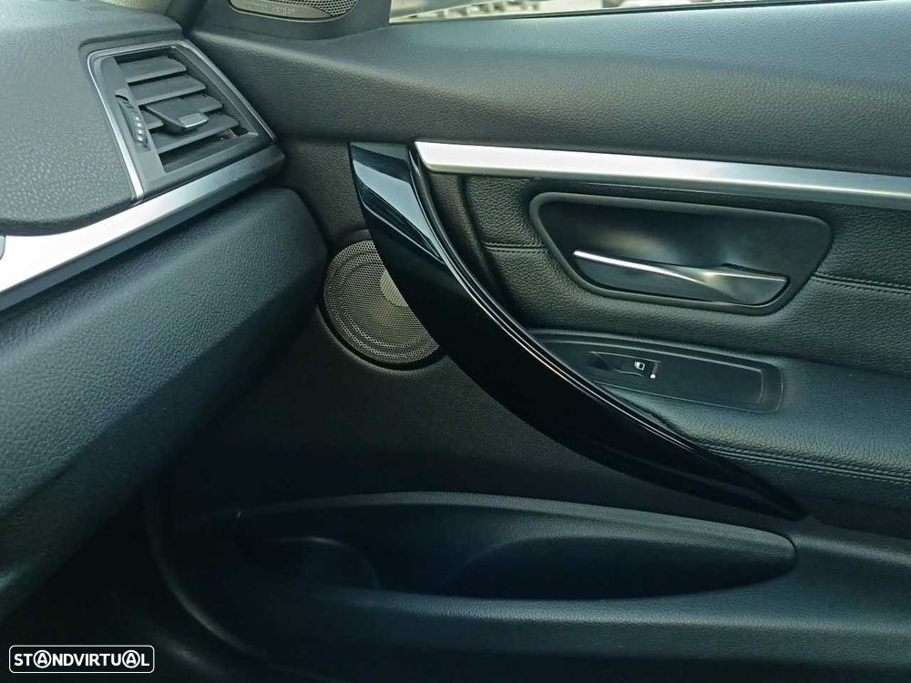 BMW 318 d Line Sport - 20