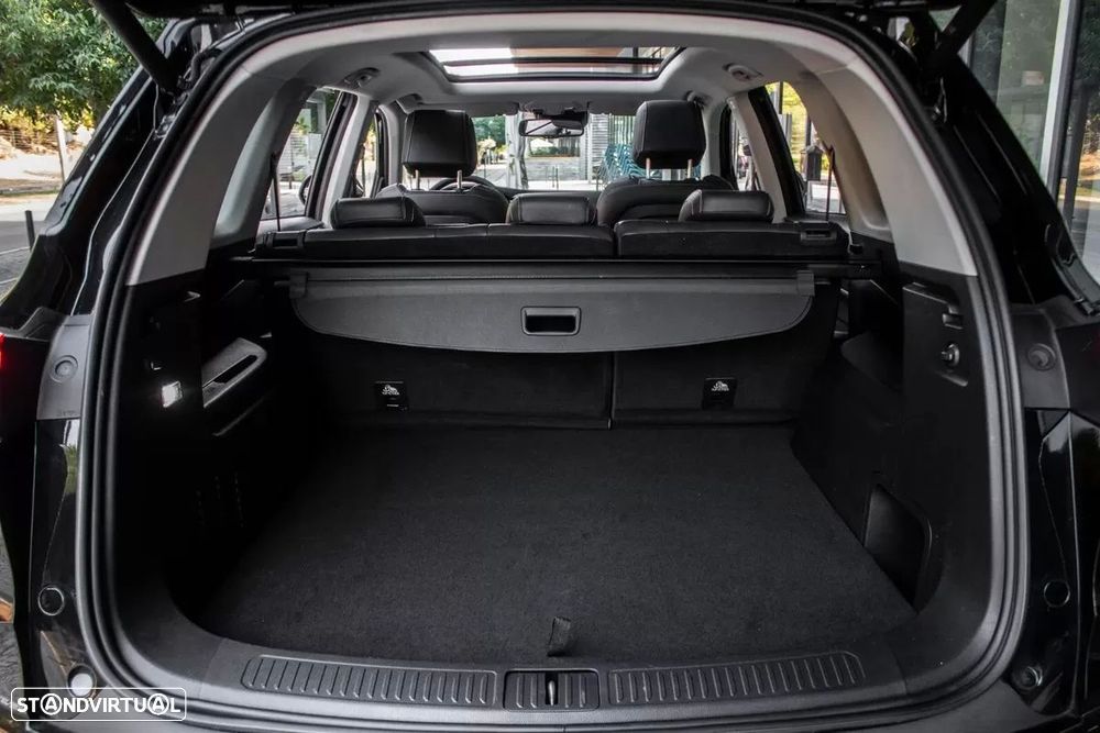 Maxus Euniq 6 - 26