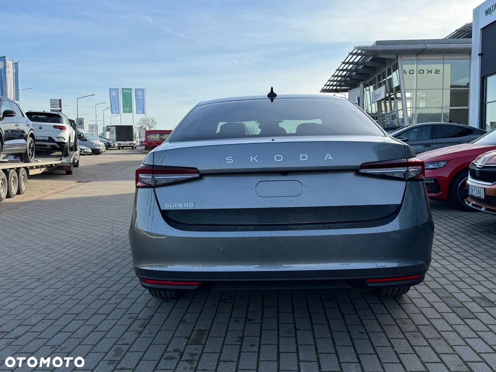 Skoda Superb 2.0 TSI Edition 130 DSG - 6