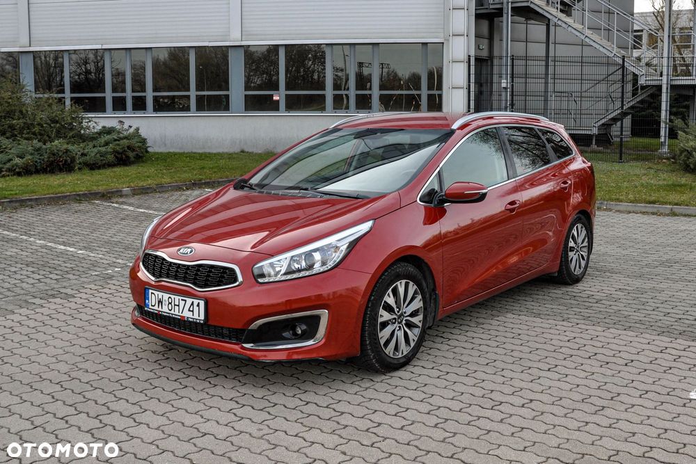 Kia Ceed 1.6 CRDi L - 1