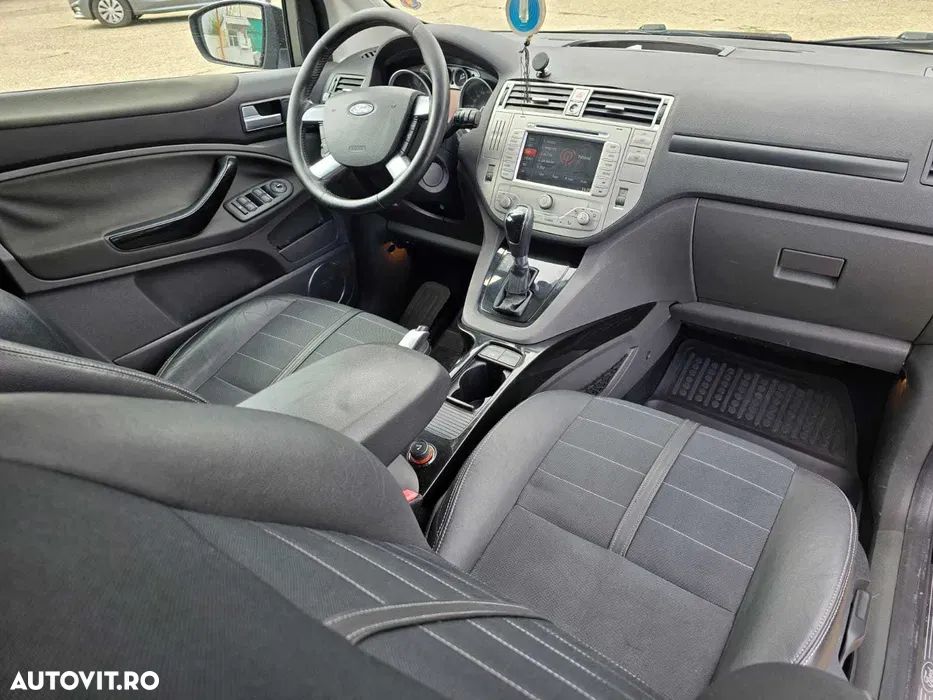Ford Kuga 2.0 TDCi 4WD Powershift Titanium - 5