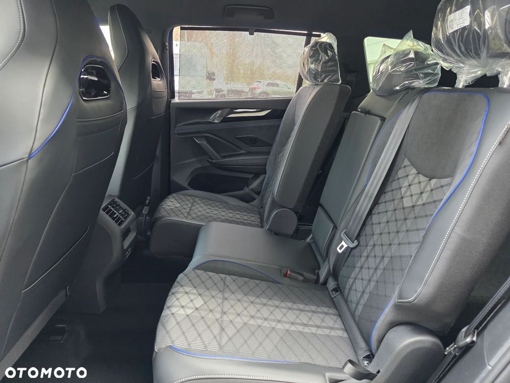 Volkswagen Tayron 2.0 TDI SCR 4Mot R-Line DSG - 13