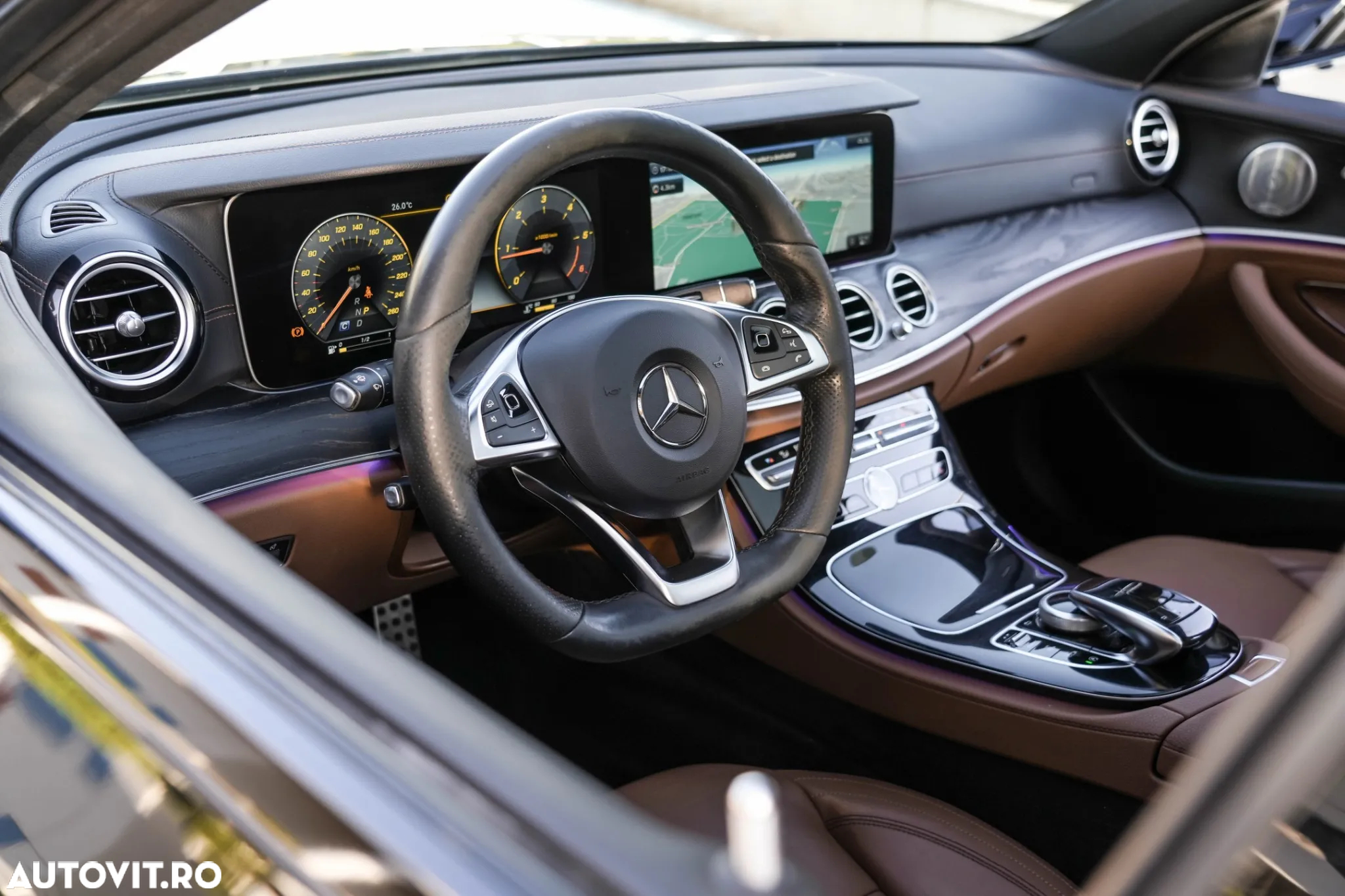 Mercedes-Benz E 220 d 9G-TRONIC AMG Line - 7