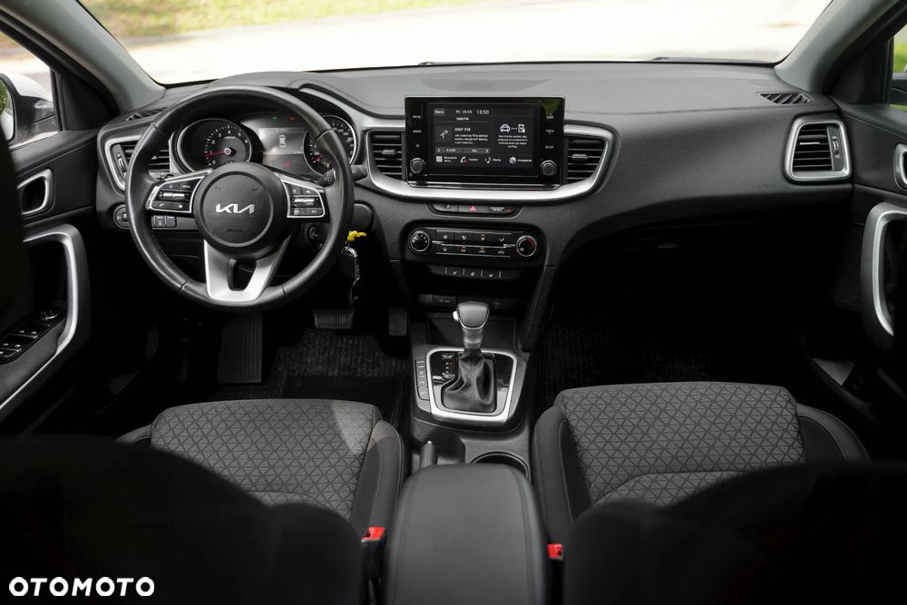 Kia Ceed 1.5 T-GDI Business Line Plus DCT - 25