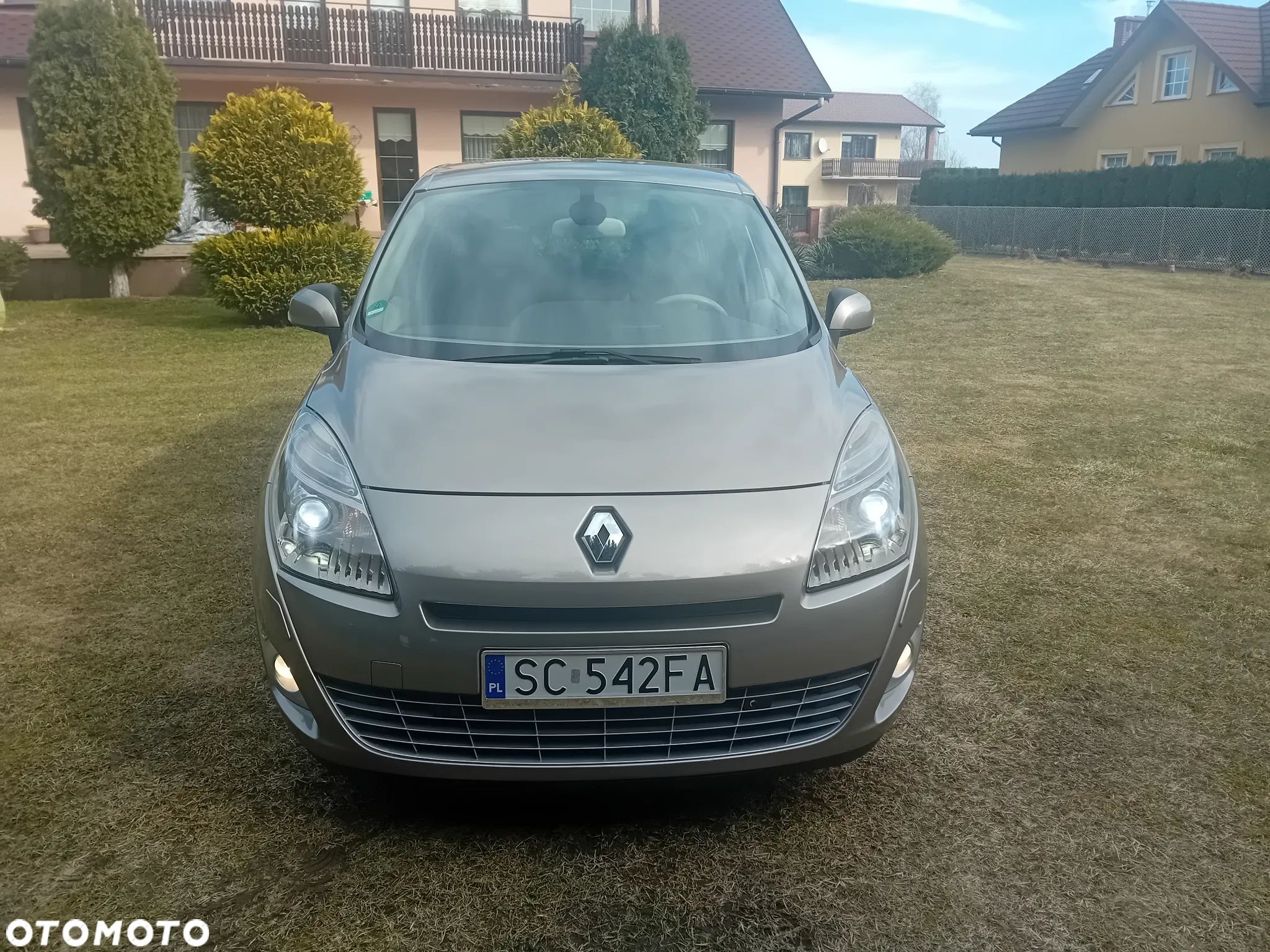 Renault Scenic 2.0 16V Privilege CVT Euro5 - 1