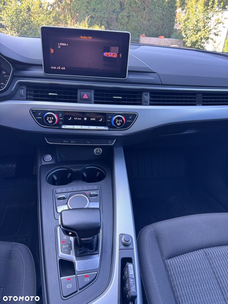 Audi A4 Avant 2.0 TDI Sport S tronic - 9