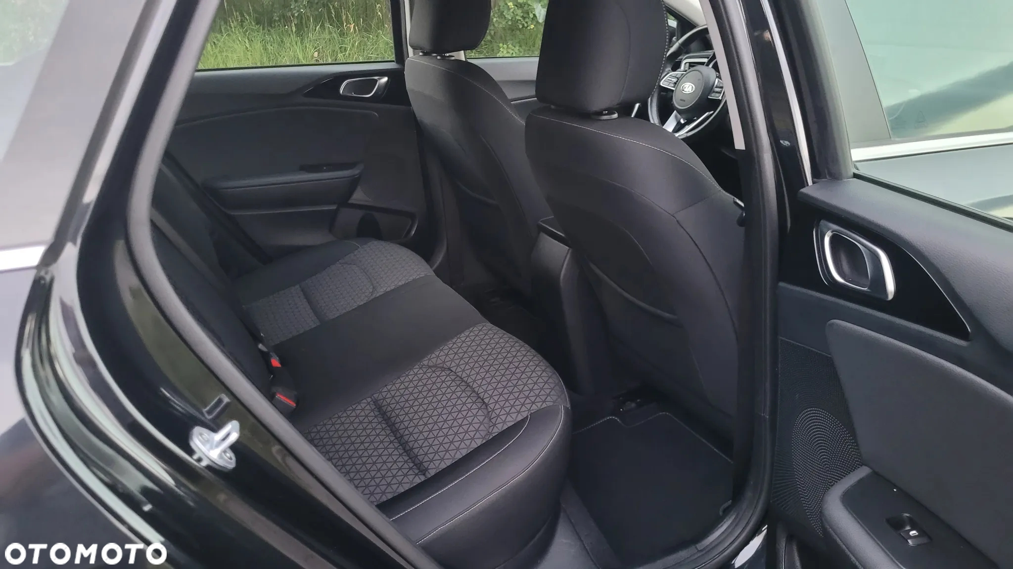 Kia Ceed - 23