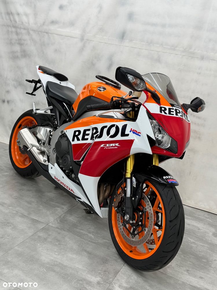 Honda CBR - 26