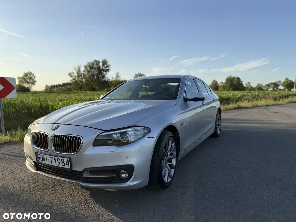 BMW Seria 5 528i xDrive Luxury Line - 6
