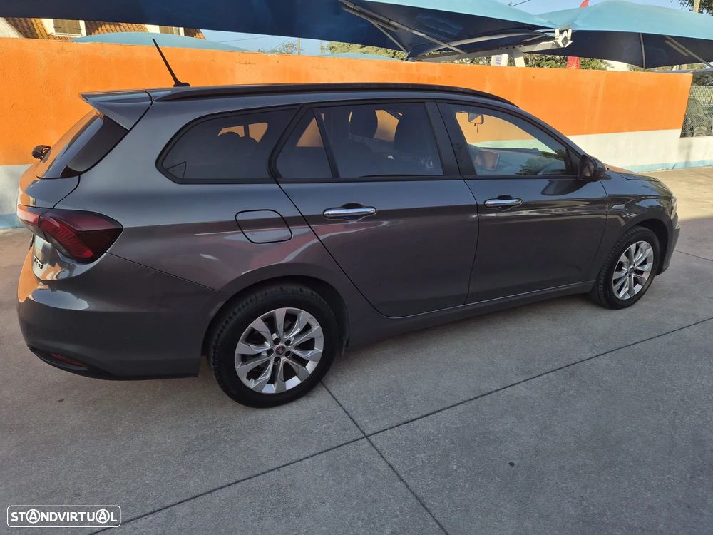 Fiat Tipo Station Wagon 1.3 M-Jet Lounge Tech - 3