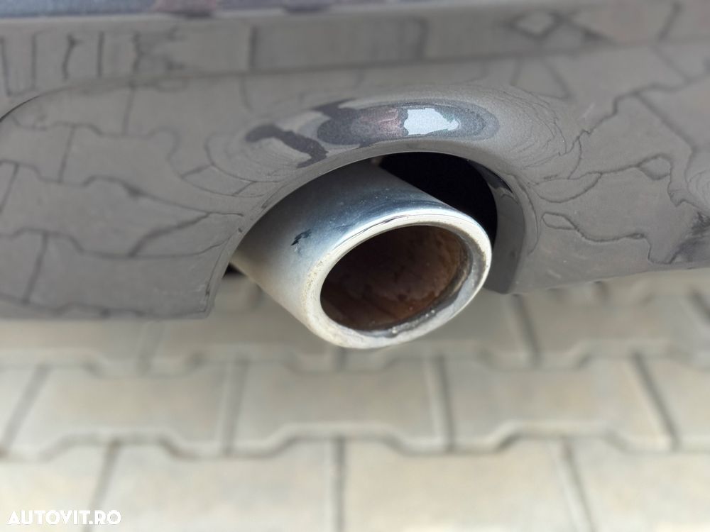 BMW Seria 5 530d xDrive Aut. - 31