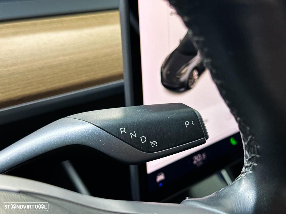 Tesla Model 3 Performance Dual Motor AWD - 40