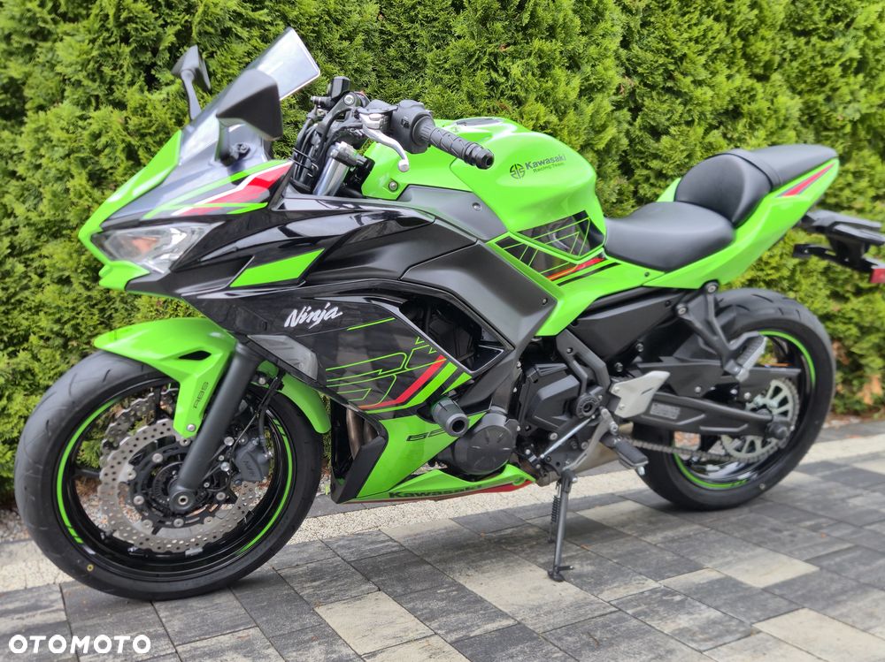 Kawasaki Ninja - 4