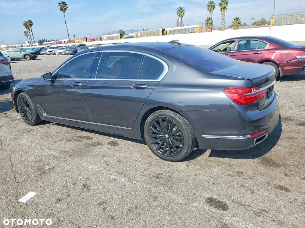 BMW Seria 7 - 3