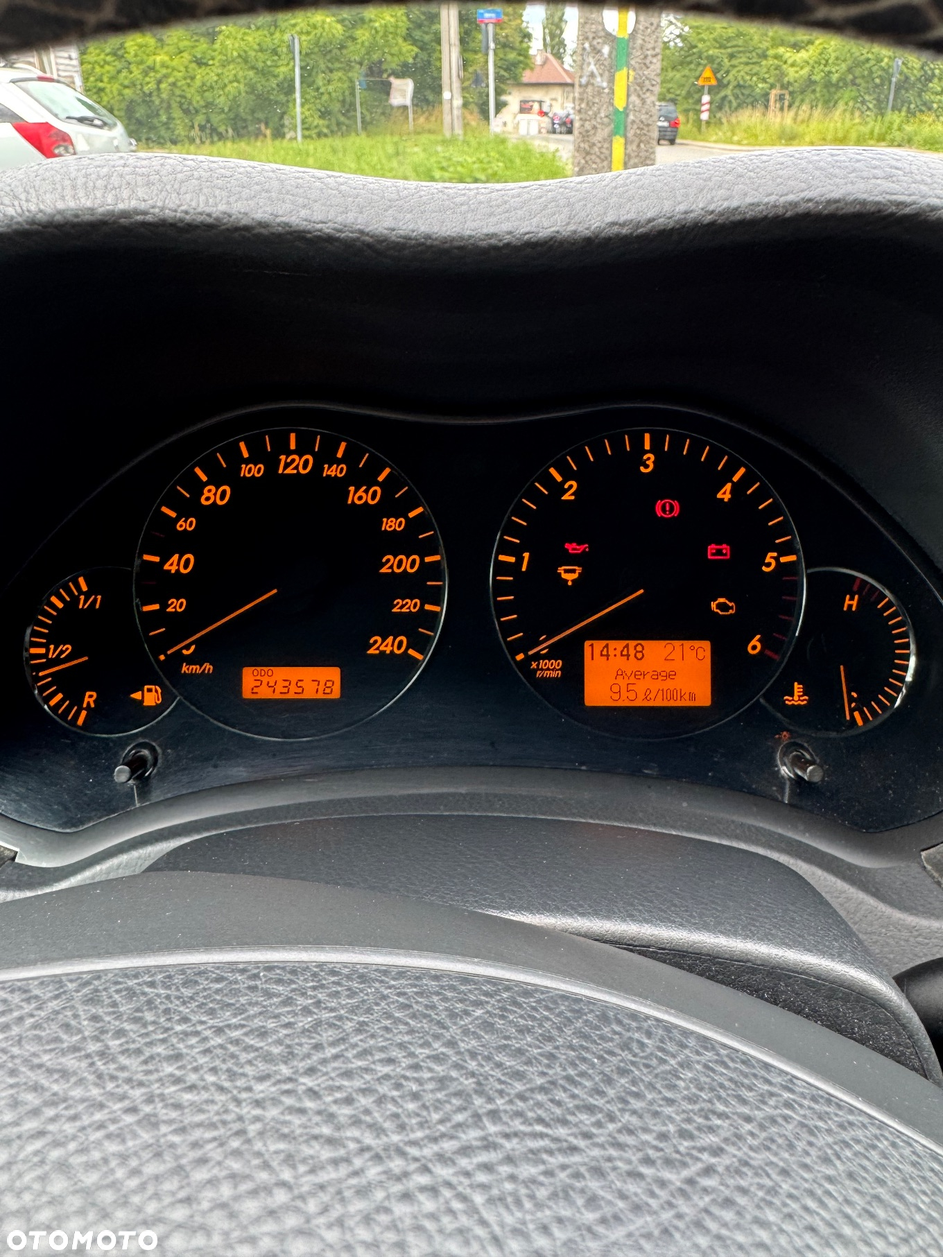 Toyota Avensis - 14