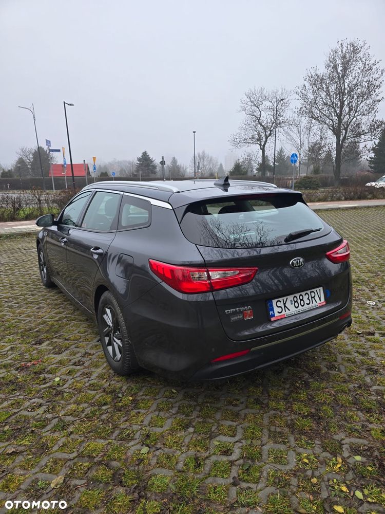 Kia Optima - 2