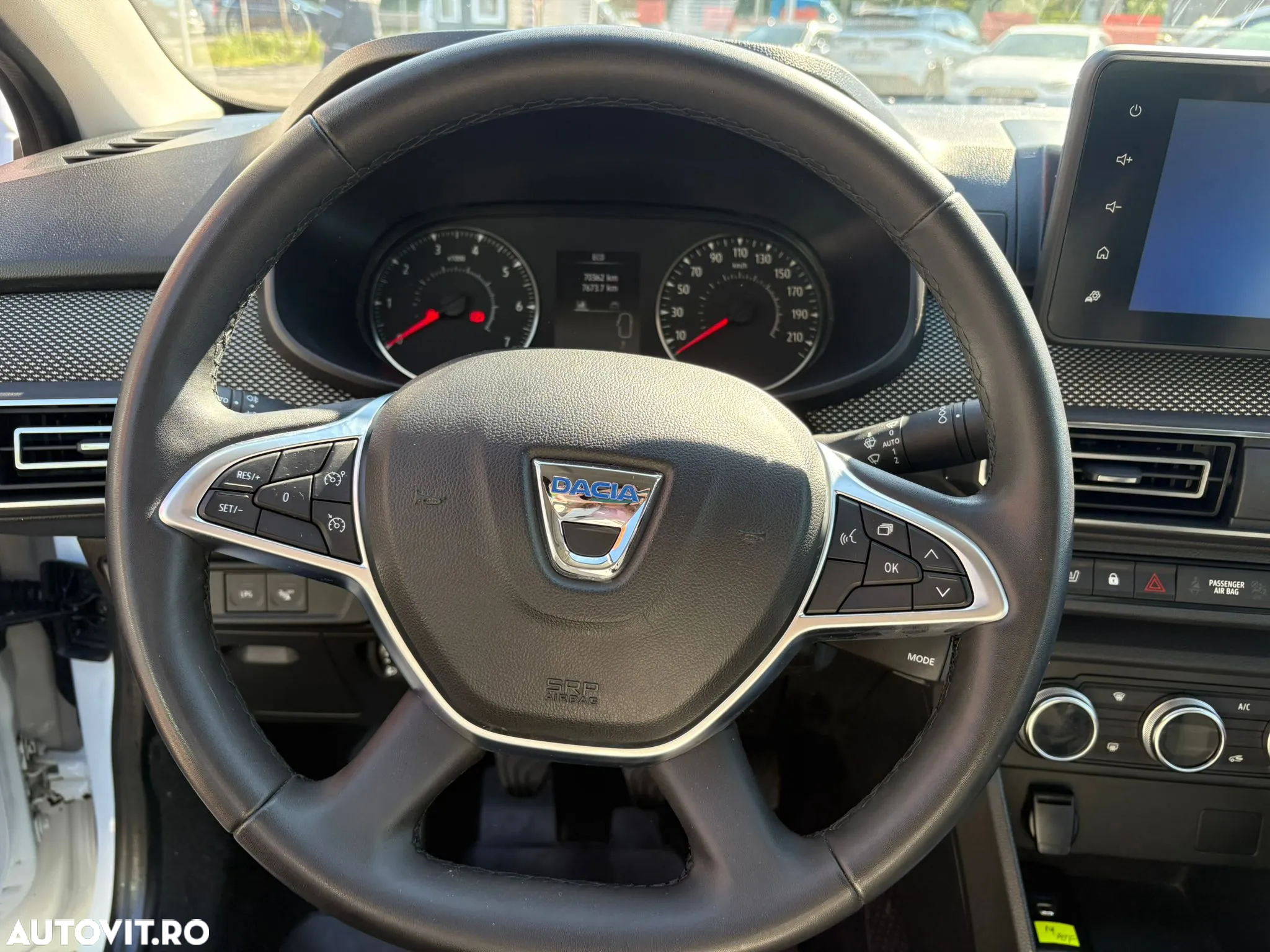 Dacia Logan TCe 90 MT6 Comfort - 5