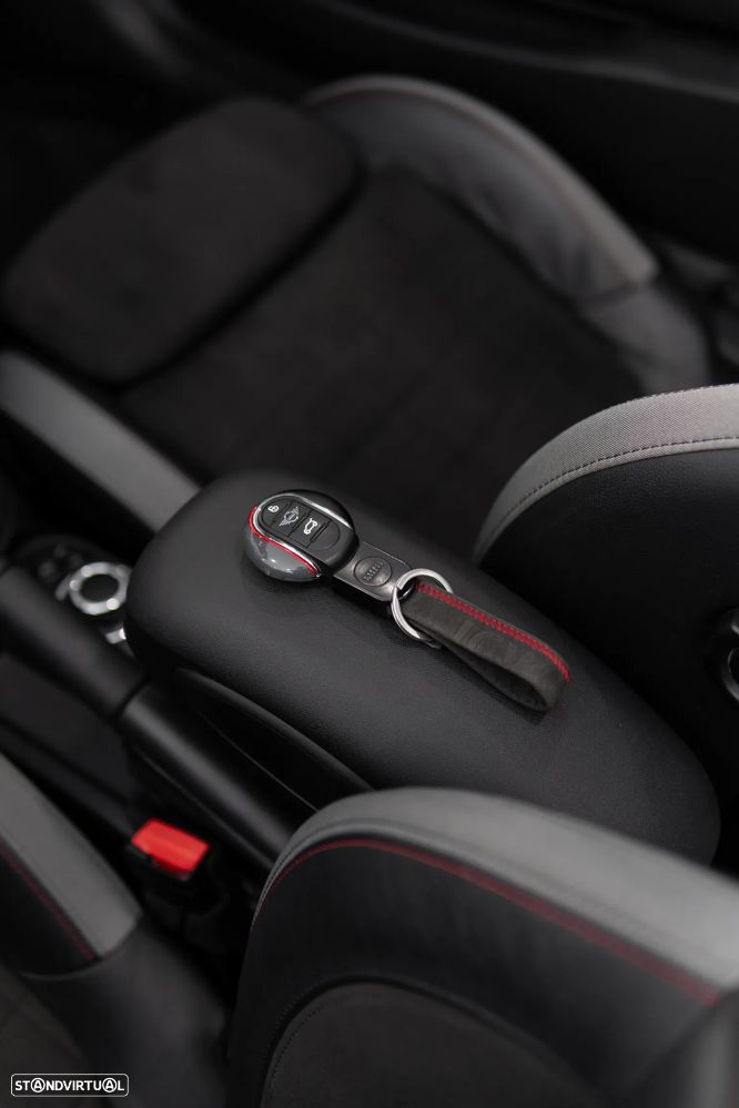 MINI Cabrio John Cooper Works Premium P. JCW Plus - 31