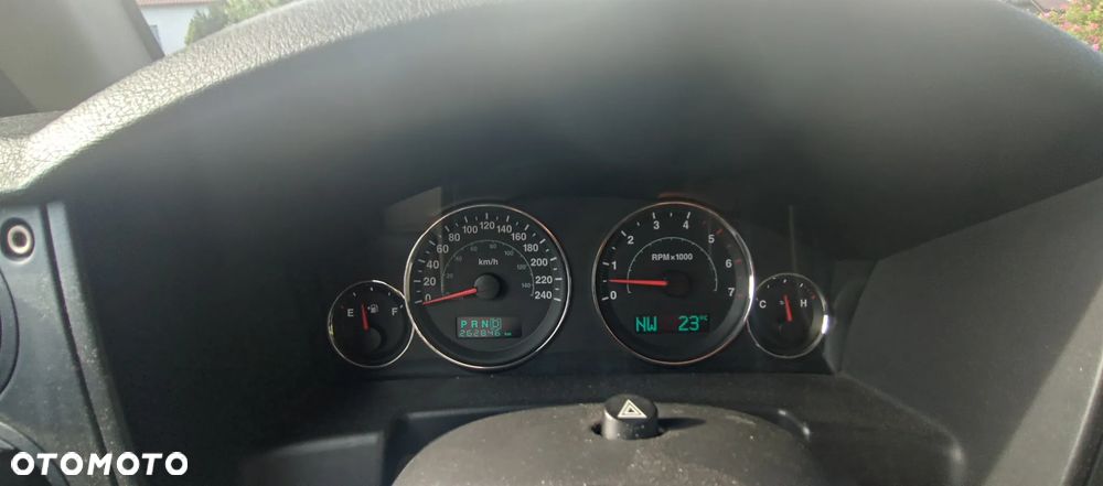 Jeep Commander 3.0 CRD DPF Automatik Limited - 4