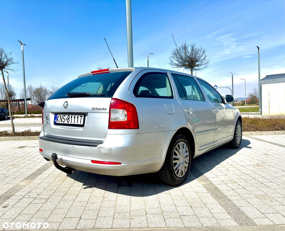 Skoda Octavia 1.6 TDI Ambiente - 4