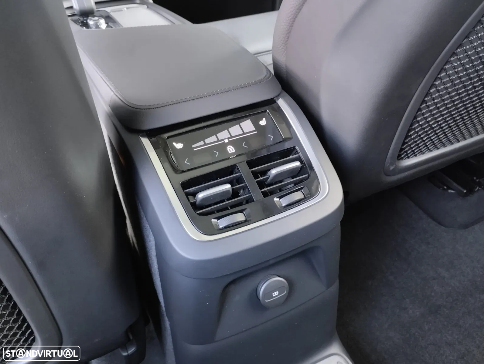 Volvo XC 90 2.0 T8 PHEV Plus Bright AWD - 15