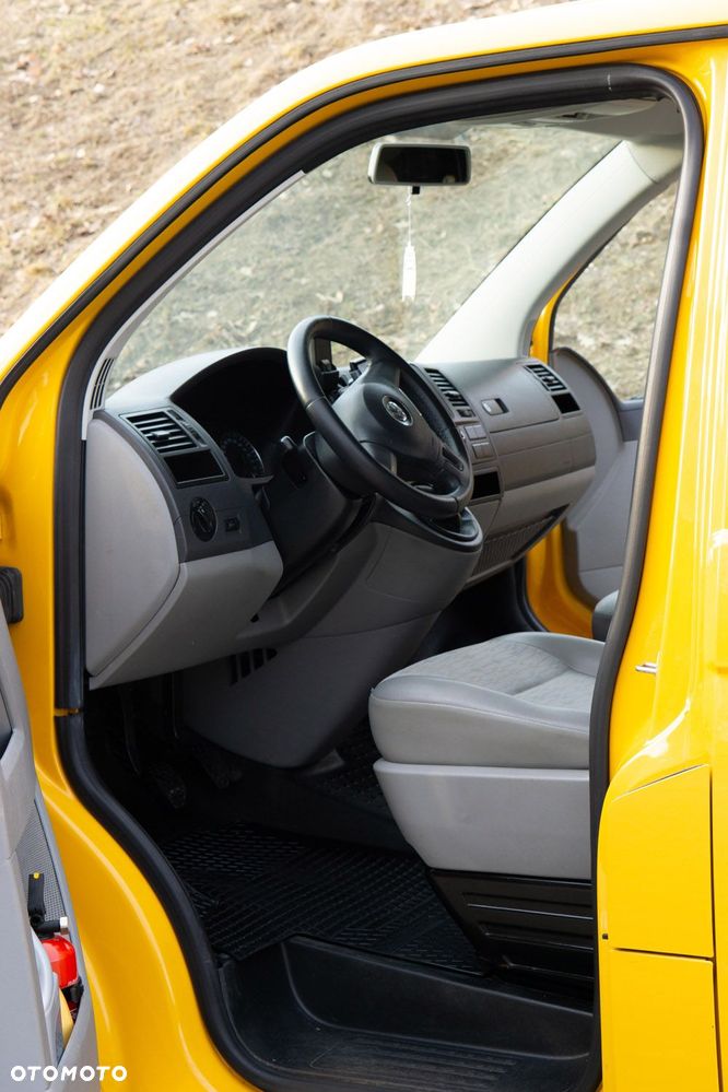 Volkswagen Transporter - 18